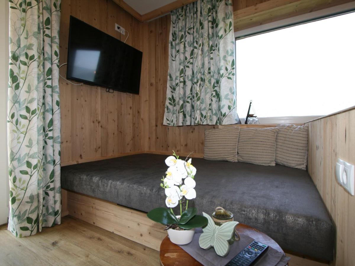 Kröll Apartment